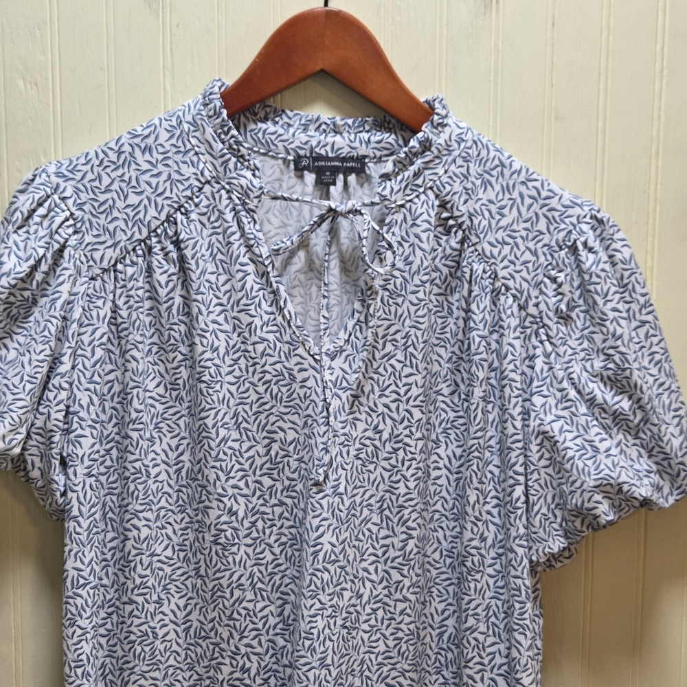 Adrianna Papell Blouse Womens‎ Medium Blue Floral Ruffle V Neck Puff Sleeve Top